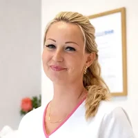 Janette-Neumann-Expertin-fuer-medizinische-Kosmetik-und-Fachkosmetik